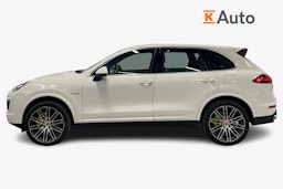 Valkoinen Porsche Cayenne S e-hybrid 2015 kuva 5.