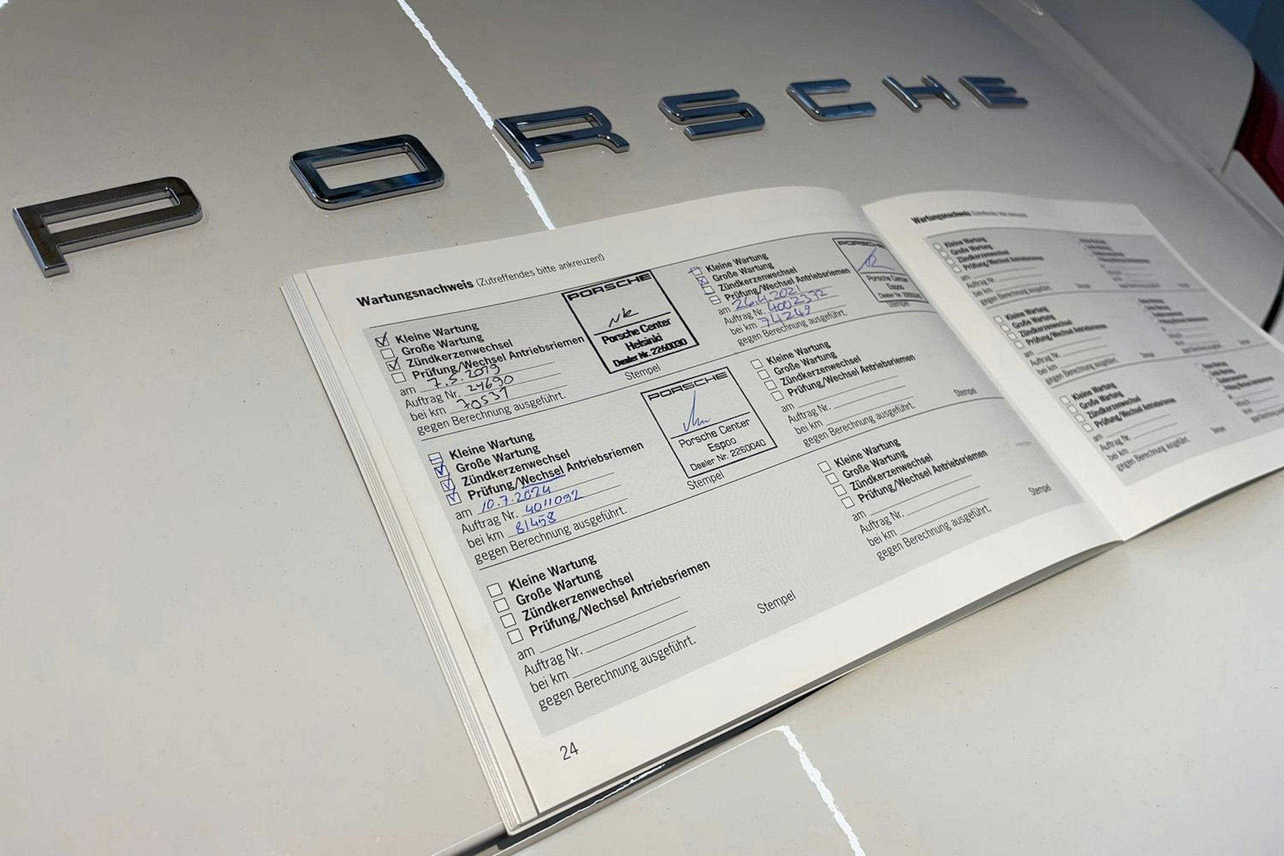 valkoinen Porsche Cayman 2008 kuva 16.