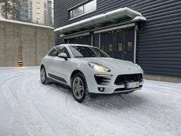 valkoinen Porsche Macan 2014 kuva 1.