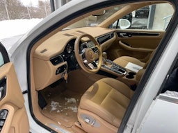 valkoinen Porsche Macan 2014 kuva 3.