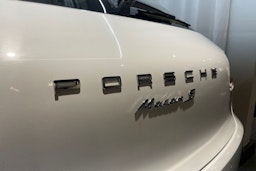 valkoinen Porsche Macan 2015 kuva 29.