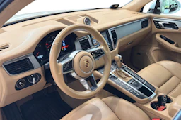 valkoinen Porsche Macan 2014 kuva 6.