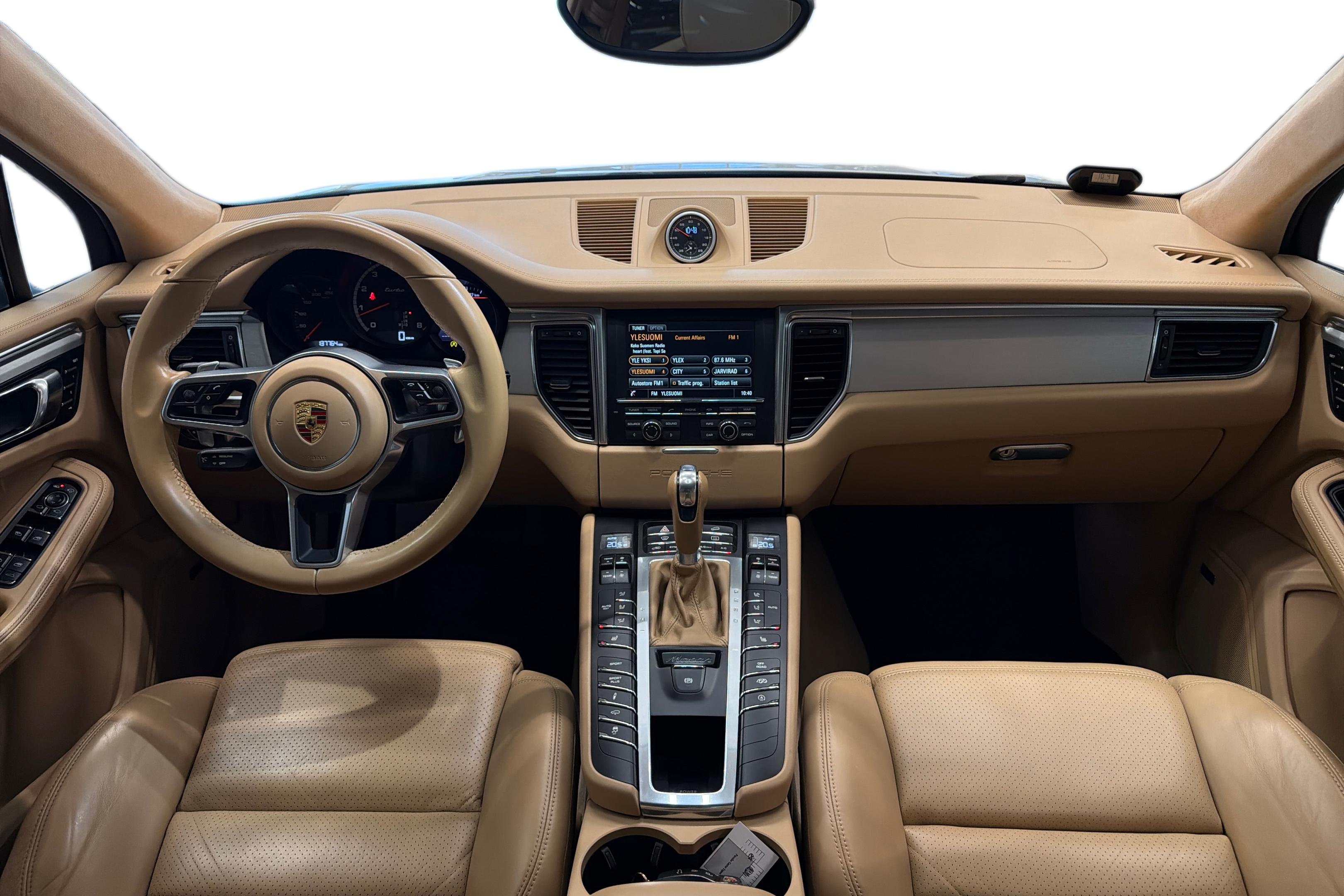 Porsche Macan Turbo 2014, kuva 7/25