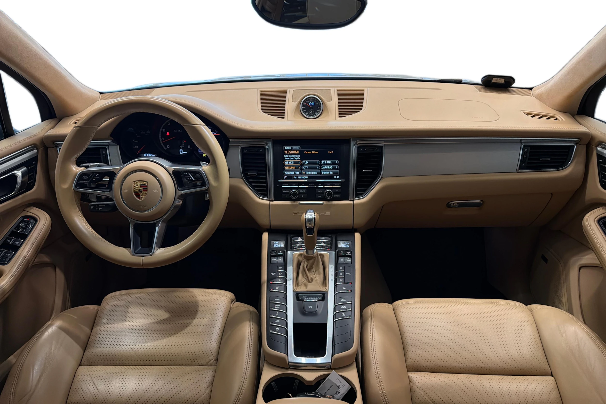 valkoinen Porsche Macan 2014 kuva 7.