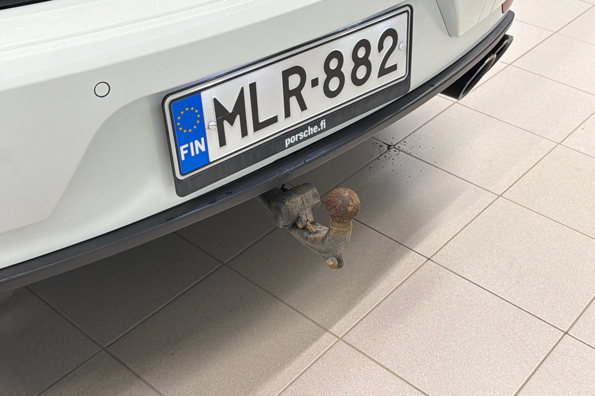 valkoinen Porsche Macan 2014 kuva 14.