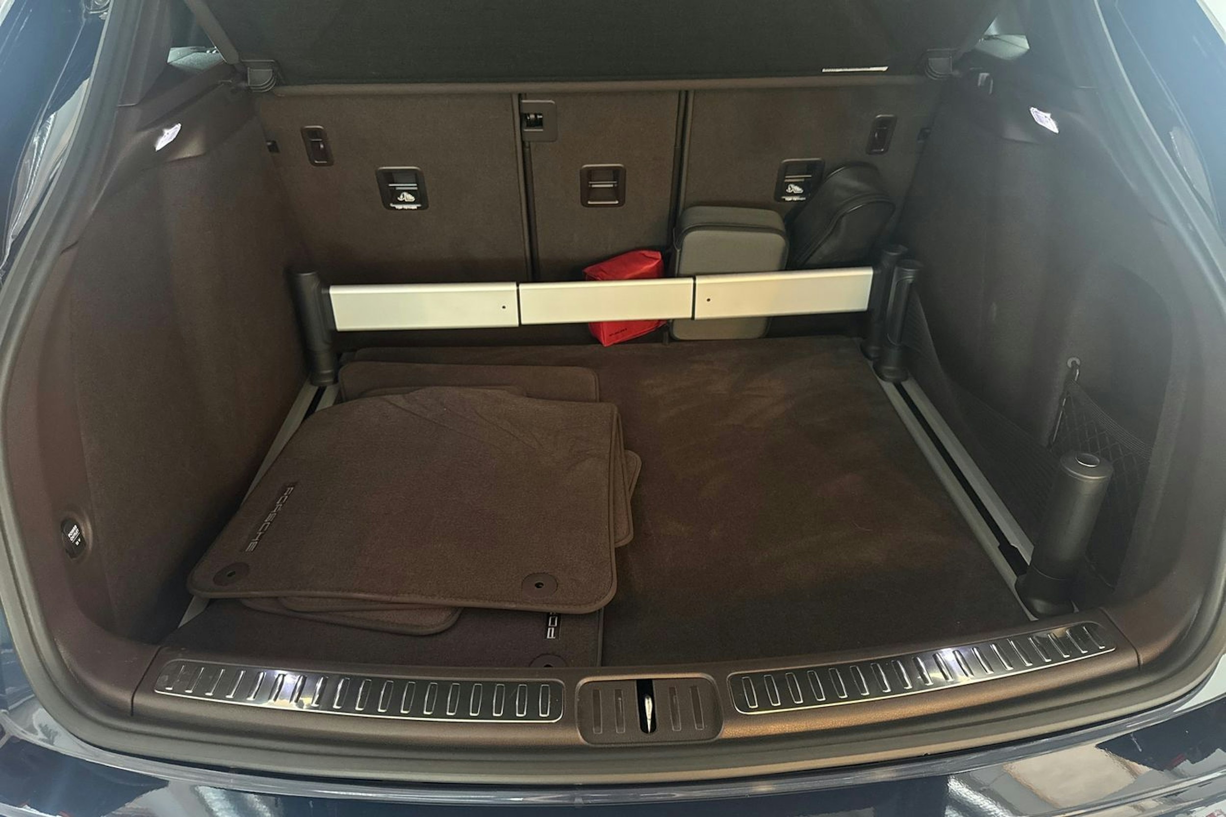 Sininen Porsche Macan 2015 kuva 12.