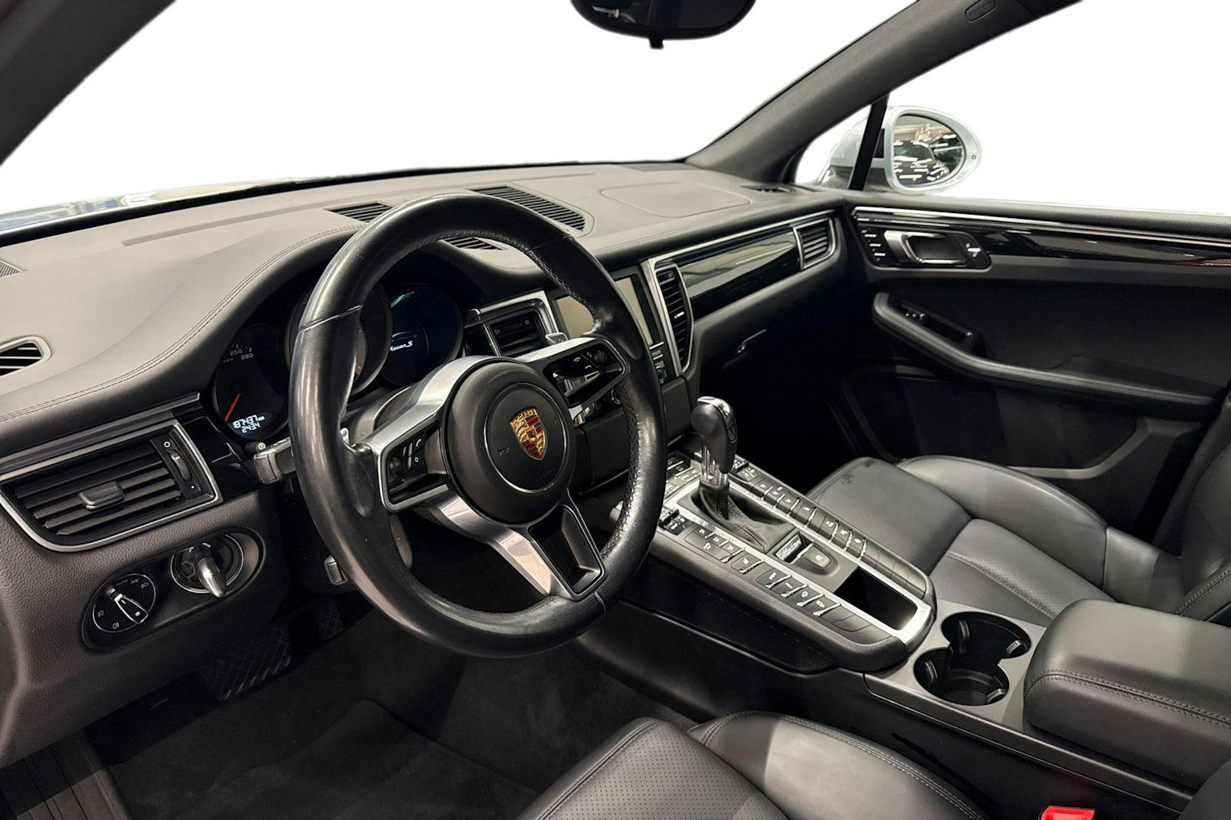 Ruskea (beige) Porsche MACAN 2015 kuva 6.