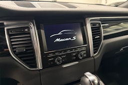 Ruskea (beige) Porsche MACAN 2015 kuva 13.