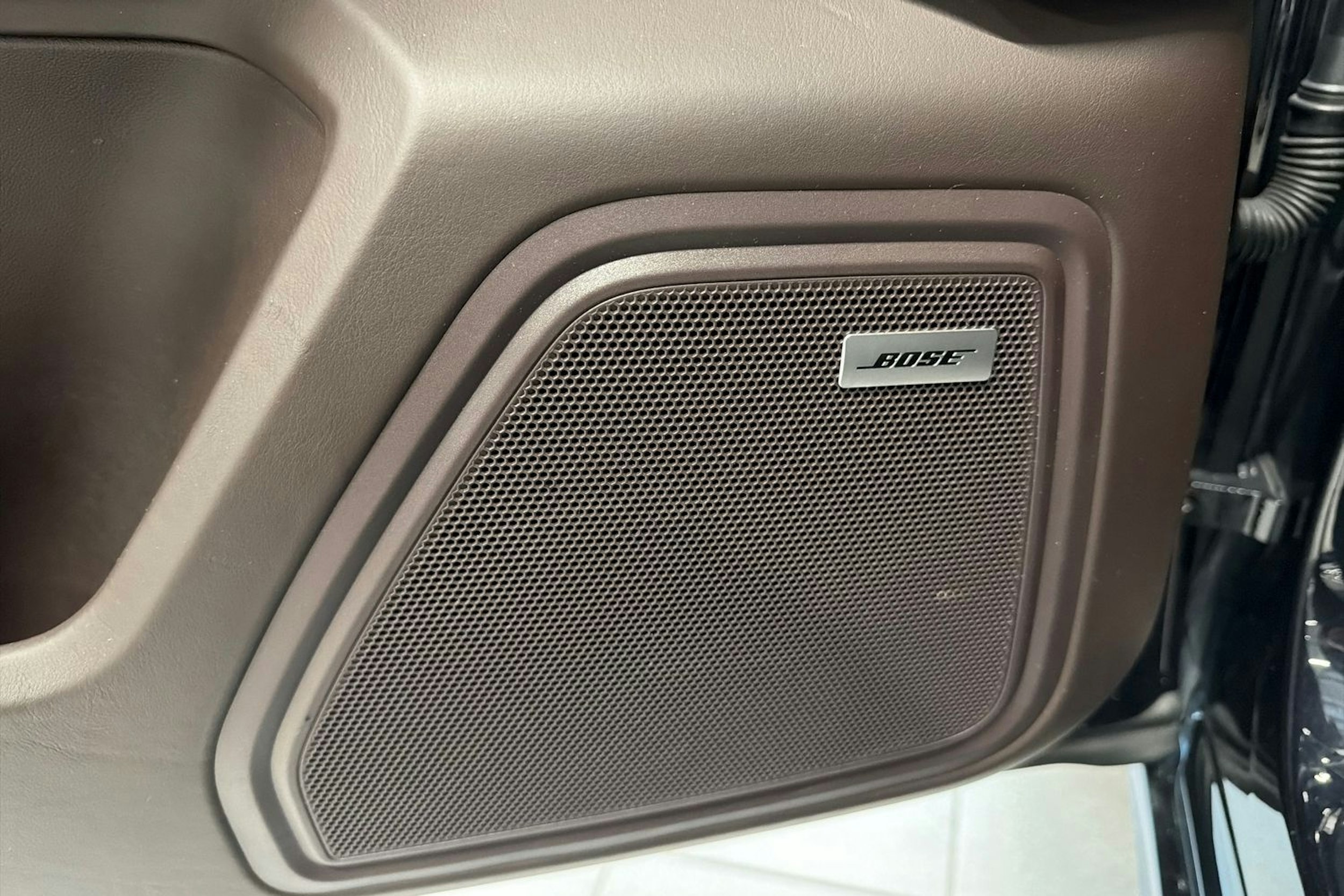 Musta Porsche Macan 2015 kuva 19.