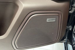 Musta Porsche Macan 2015 kuva 19.