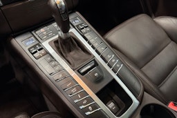 Musta Porsche Macan 2015 kuva 20.