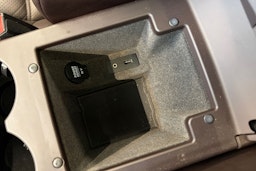 Musta Porsche Macan 2015 kuva 28.