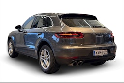 Harmaa Porsche Macan 2015 kuva 2.
