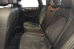 Harmaa Porsche Macan 2015 kuva 8.