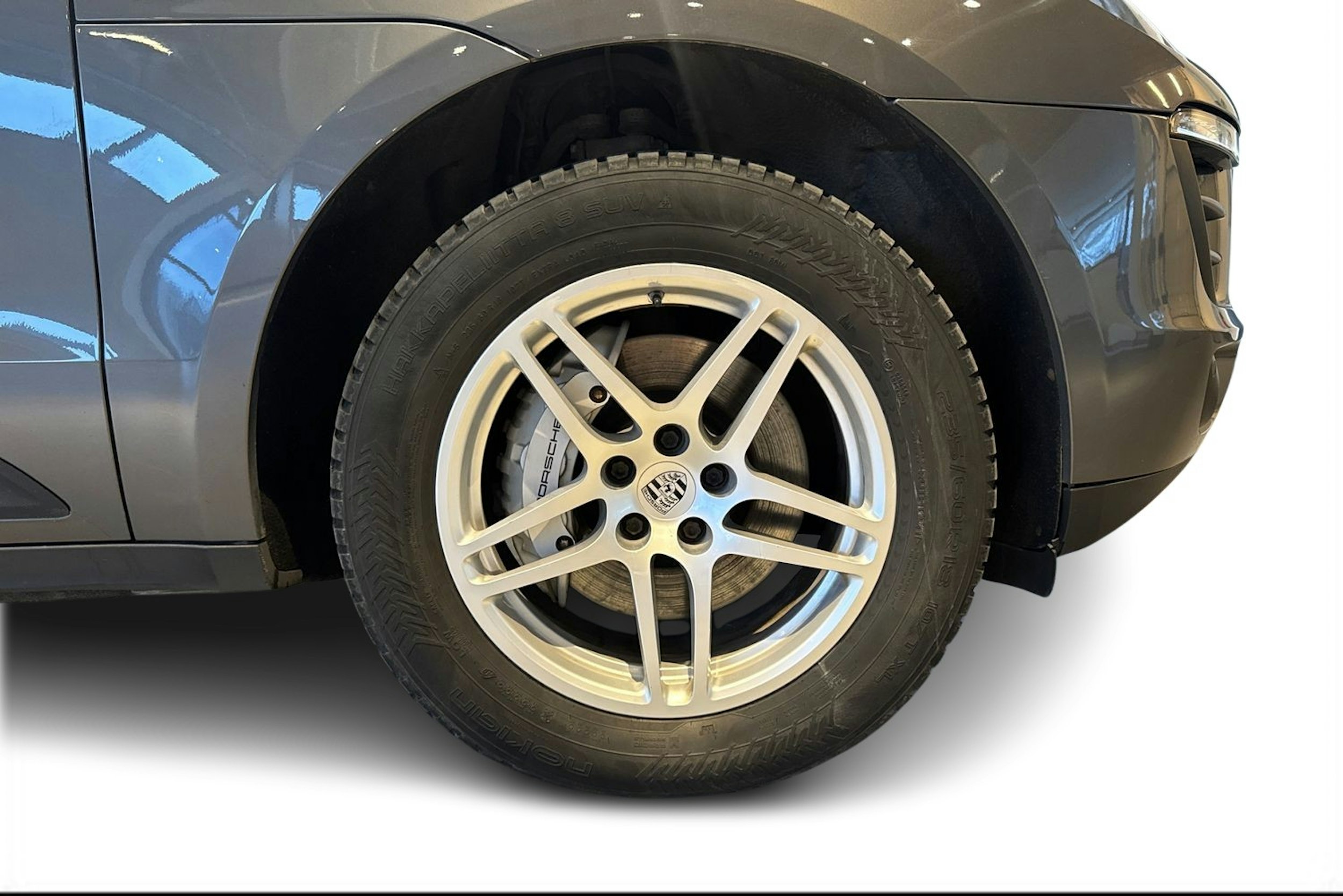 Harmaa Porsche Macan 2015 kuva 9.