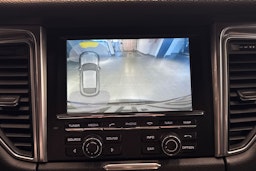 Harmaa Porsche Macan 2015 kuva 16.