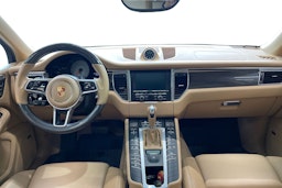 harmaa Porsche Macan 2015 kuva 7.