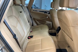 harmaa Porsche Macan 2015 kuva 26.