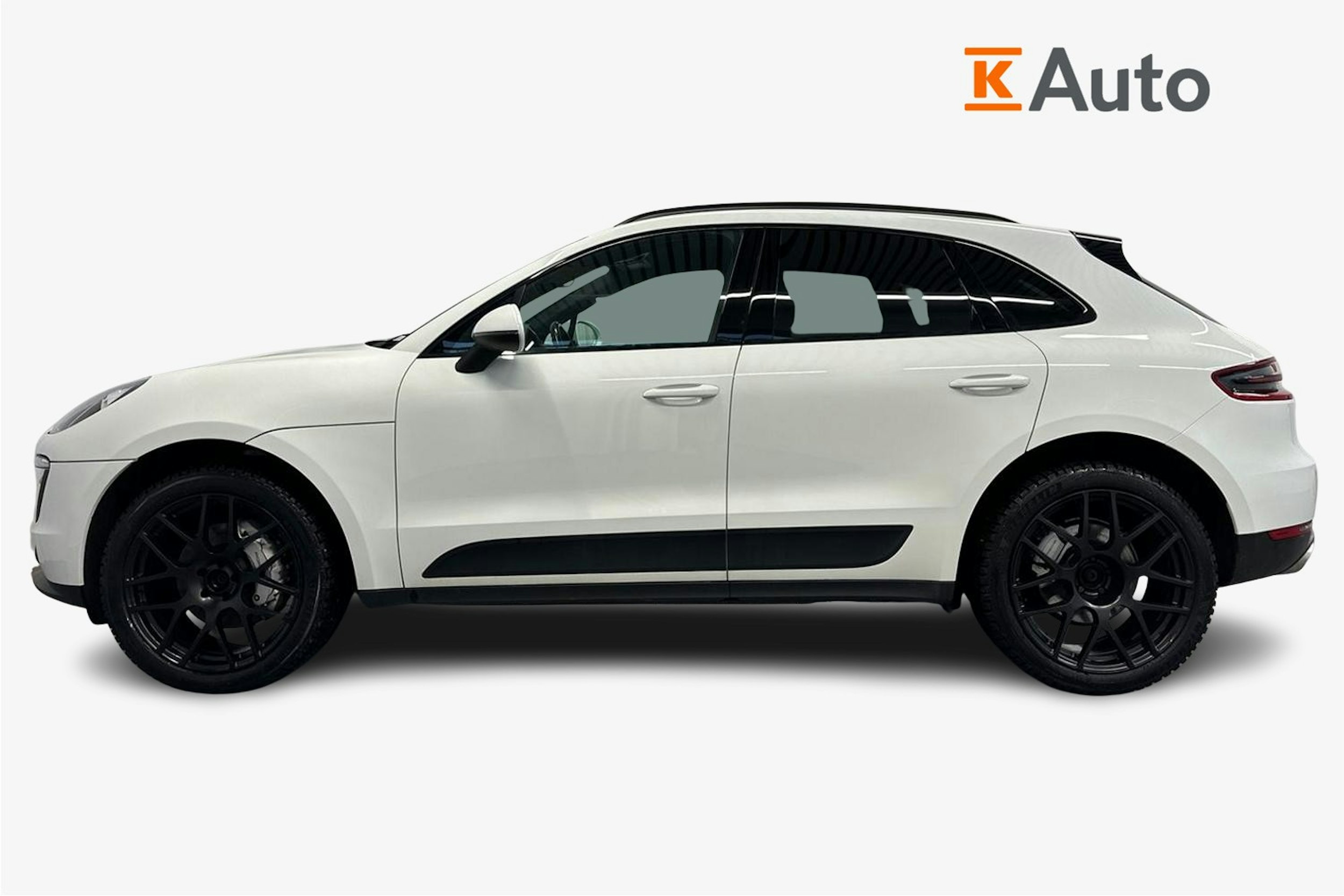 valkoinen Porsche Macan 2016 kuva 6.