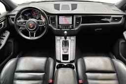 harmaa Porsche Macan 2017 kuva 7.