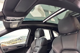 harmaa Porsche Macan 2017 kuva 18.