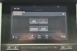 harmaa Porsche Macan 2017 kuva 29.