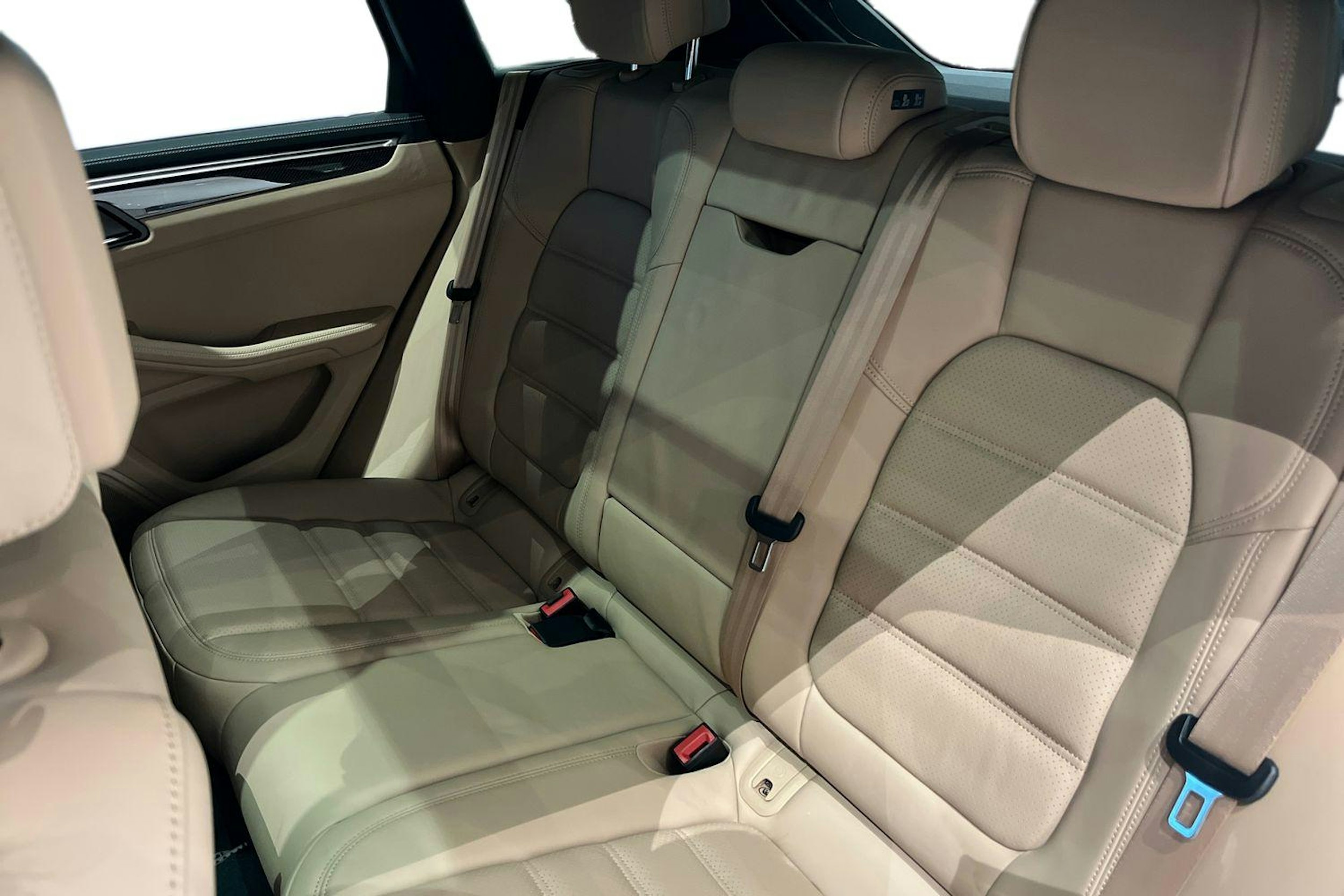 Sininen Porsche Macan 2019 kuva 8.