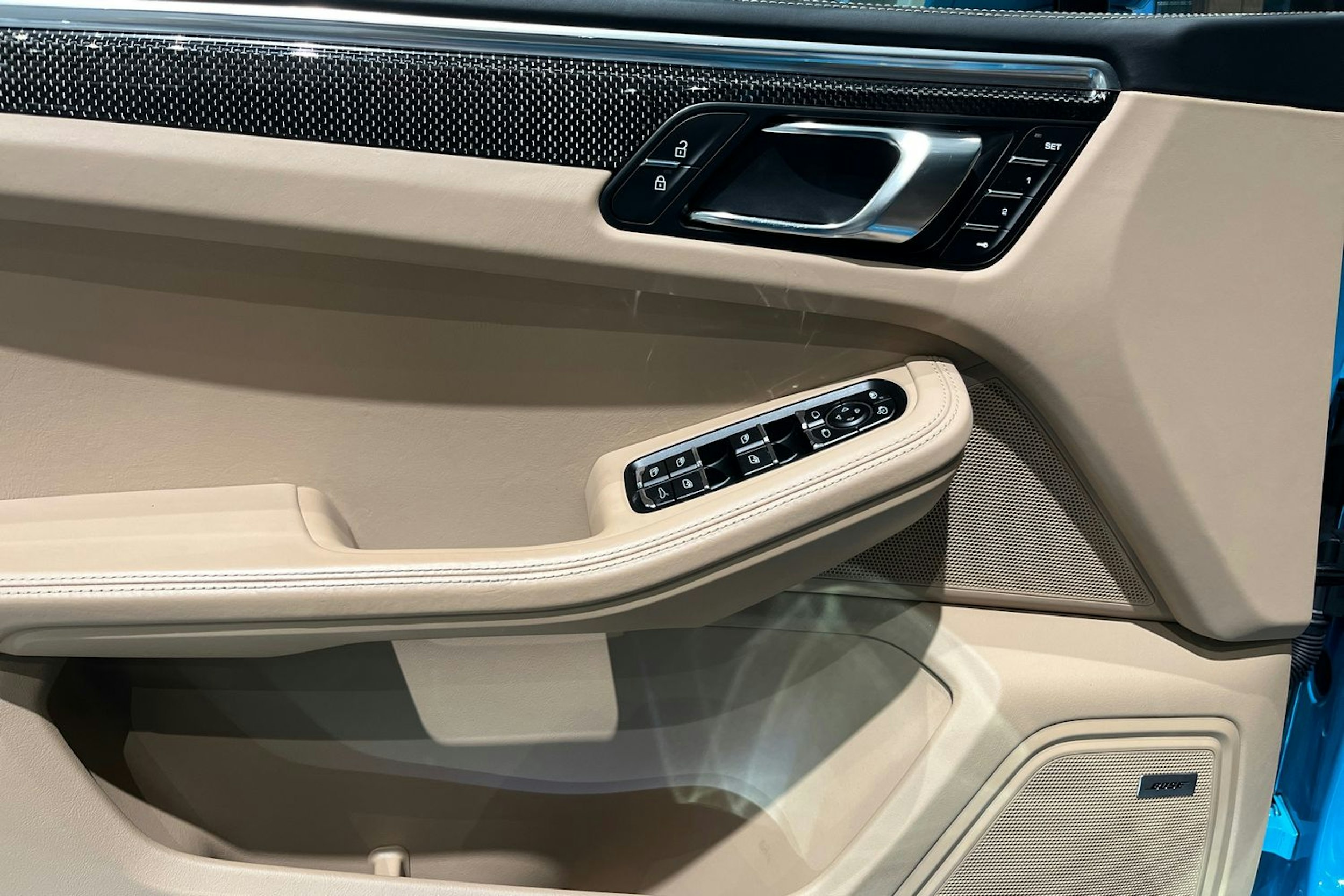 Sininen Porsche Macan 2019 kuva 11.