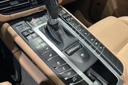 Sininen Porsche Macan 2019 kuva 13.