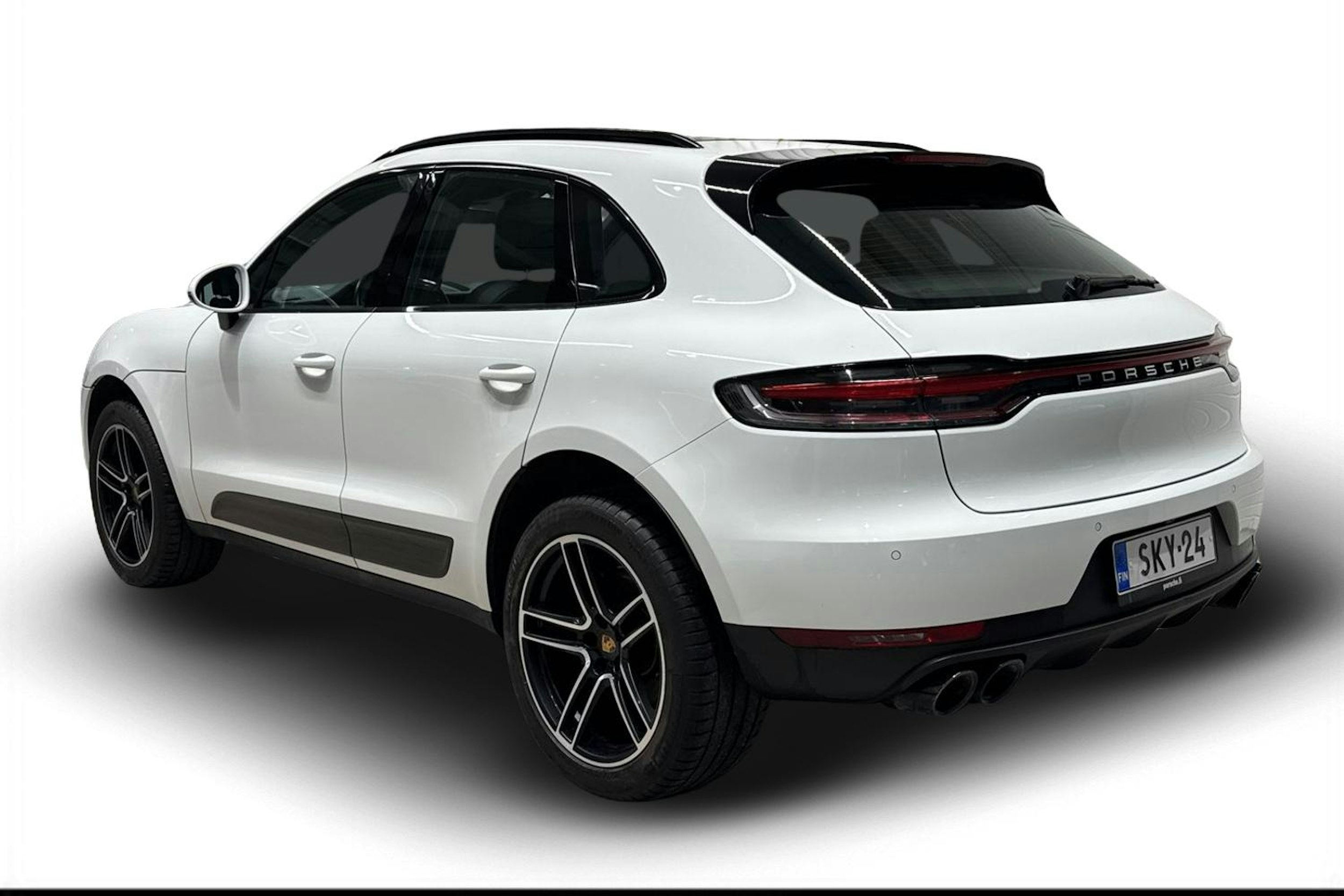 Valkoinen Porsche Macan 2019 kuva 2.