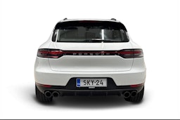 Valkoinen Porsche Macan 2019 kuva 3.