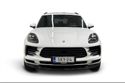 Valkoinen Porsche Macan 2019 kuva 4.