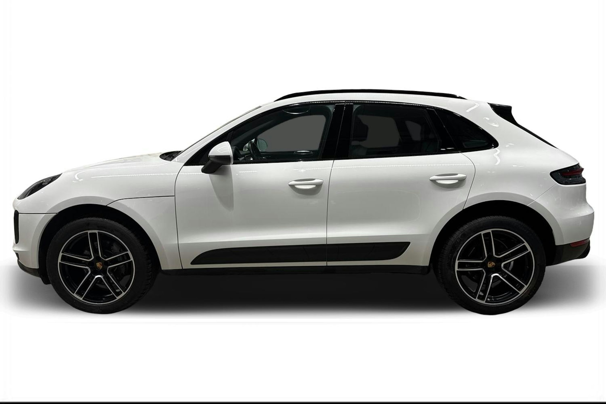 Valkoinen Porsche Macan 2019 kuva 5.