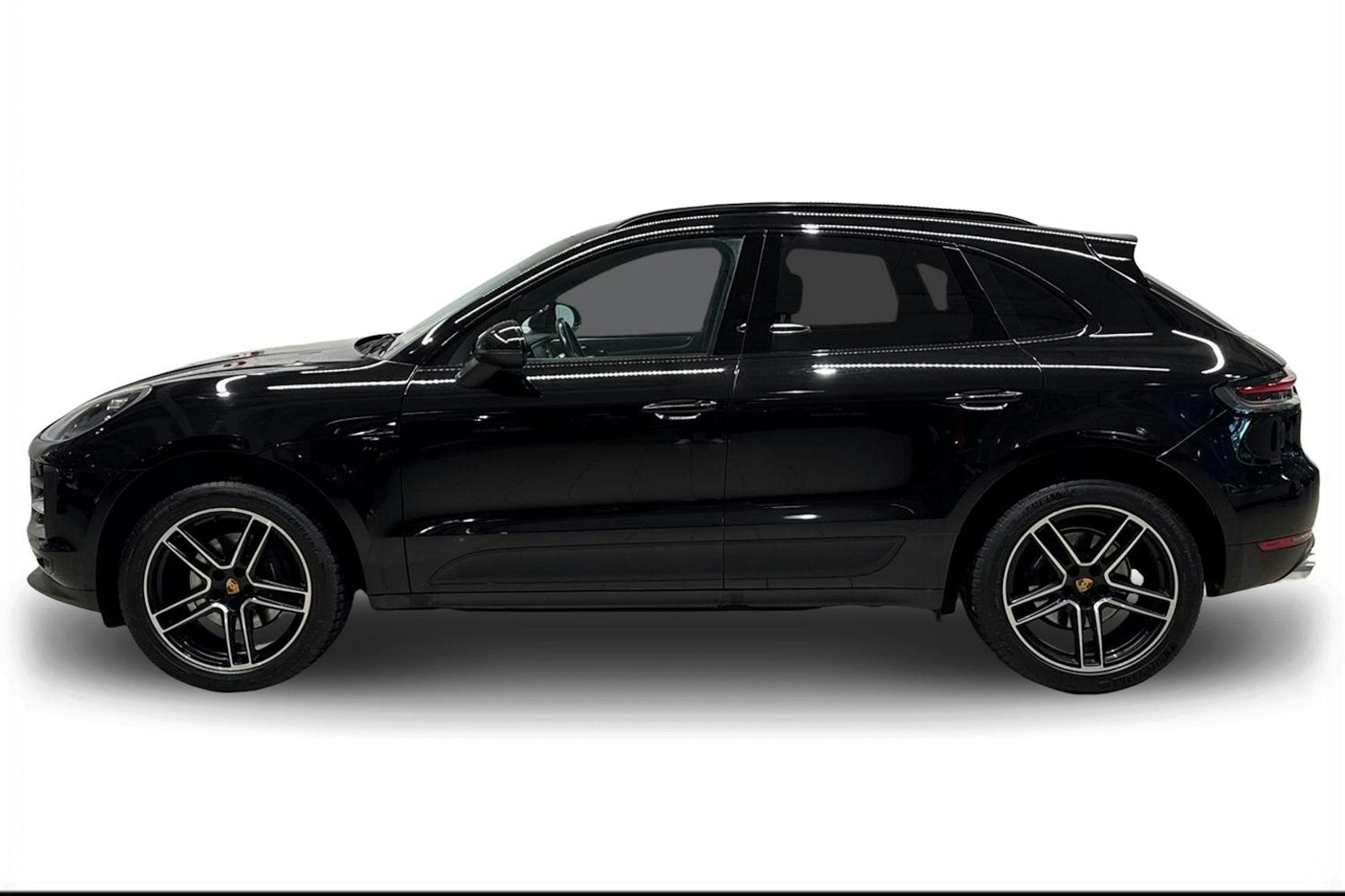 Musta Porsche Macan 2021 kuva 5.