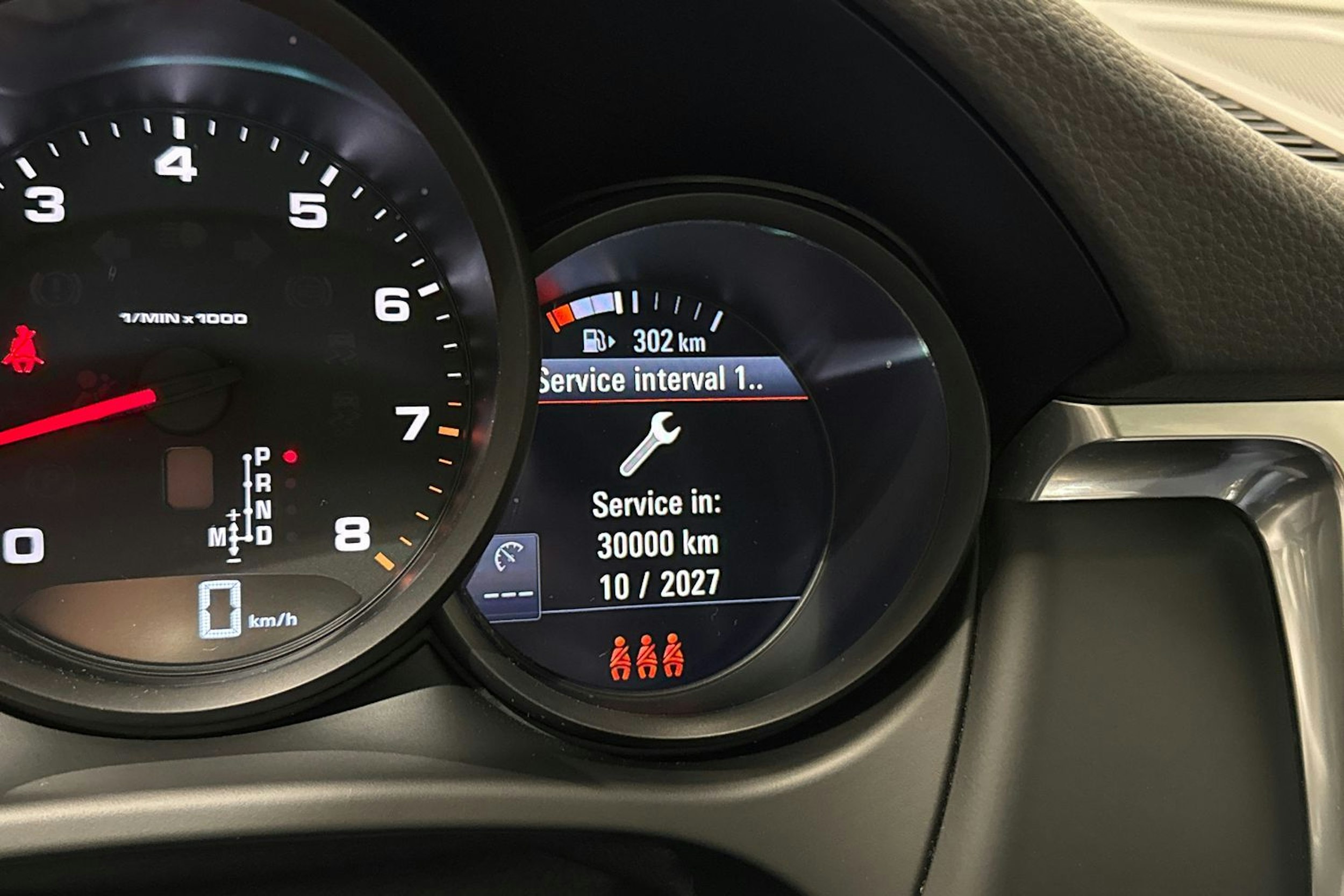 Musta Porsche Macan 2021 kuva 15.