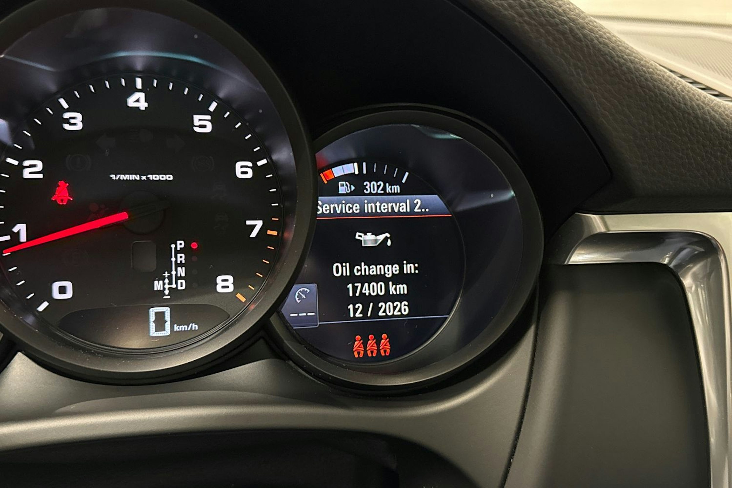 Musta Porsche Macan 2021 kuva 16.