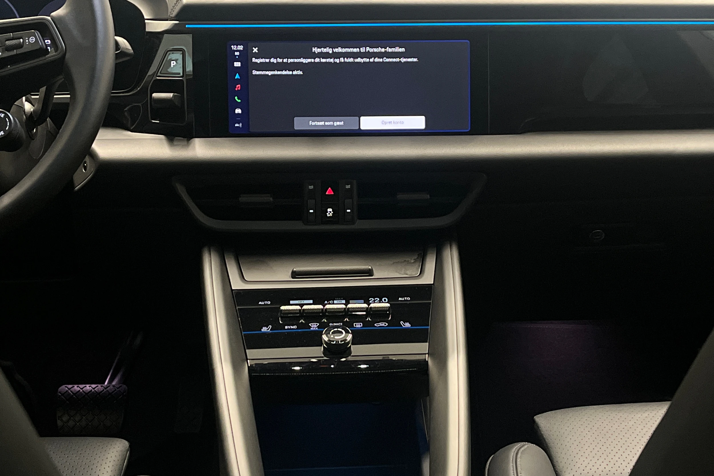 Musta Porsche Macan 2024 kuva 10.