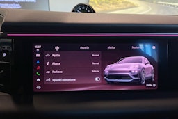ruskea (beige) Porsche Macan 2024 kuva 26.
