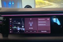 ruskea (beige) Porsche Macan 2024 kuva 30.