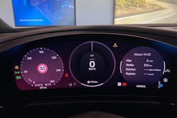ruskea (beige) Porsche Macan 2024 kuva 32.