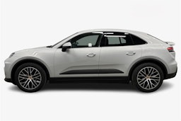 harmaa Porsche Macan 2024 kuva 2.