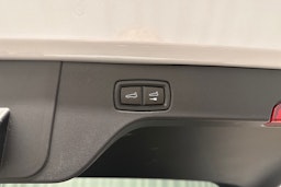 harmaa Porsche Macan 2024 kuva 26.