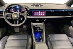 met. vihreä Porsche Macan 2024 kuva 7.