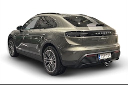 vihreä Porsche Macan 2024 kuva 2.