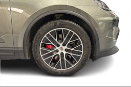 vihreä Porsche Macan 2024 kuva 9.