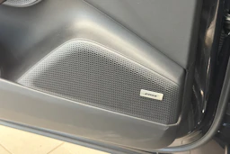harmaa Porsche Macan 2024 kuva 25.