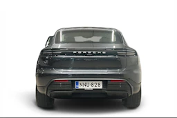 Harmaa Porsche Macan 2024 kuva 3.