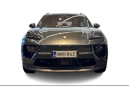 Harmaa Porsche Macan 2024 kuva 4.