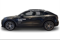 Harmaa Porsche Macan 2024 kuva 5.