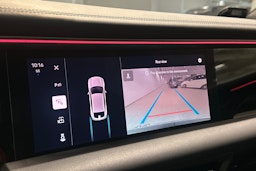 Musta Porsche Macan 2024 kuva 20.